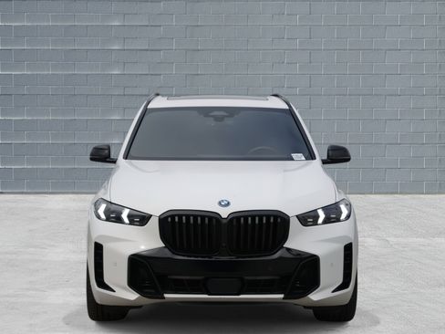 Certified 2024 BMW X5 xDrive50e w/ M Sport Package image 2