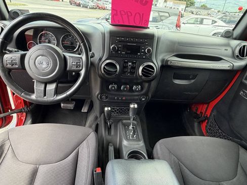 Used 2013 Jeep Wrangler Unlimited Sport AWD/4WD image 8
