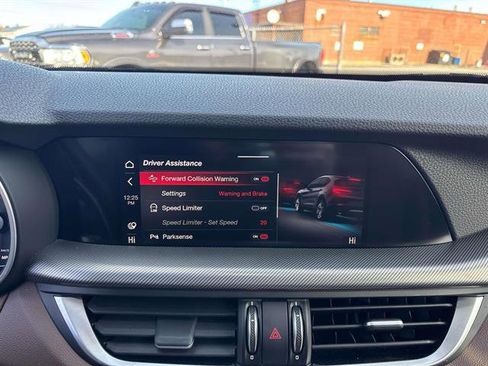 Used 2021 Alfa Romeo Stelvio Ti Sport image 22