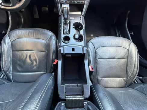 Used 2019 Ford Explorer Limited w/ Class III Trailer Tow Package FWD image 51