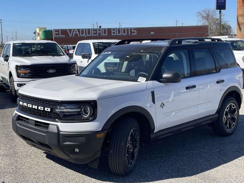 New 2026 Ford Bronco Sport Outer Banks image 7