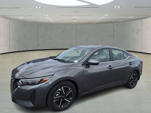 New 2025 Nissan Sentra SV image 1