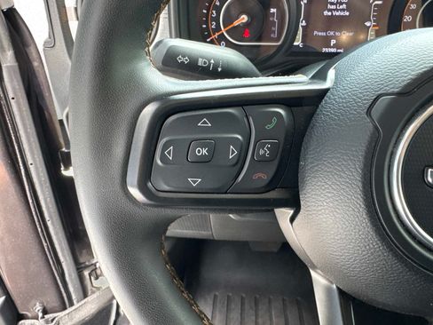 Used 2024 Jeep Wrangler Unlimited Sport AWD/4WD image 30