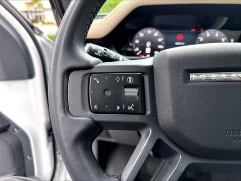 Used 2024 Land Rover Defender 110 X-Dynamic SE AWD/4WD image 20