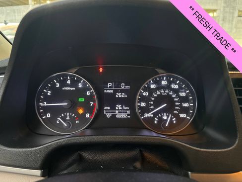 Used 2017 Hyundai Elantra SE FWD image 7