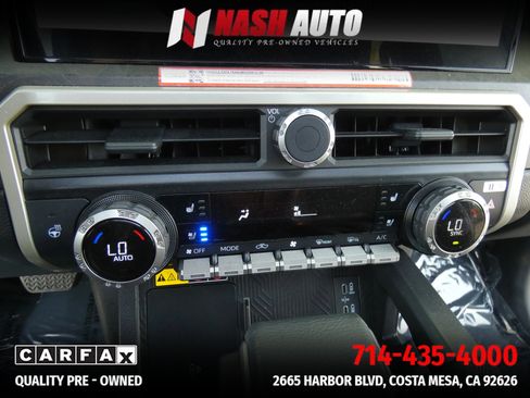 Used 2025 Toyota Tacoma Limited AWD/4WD image 64
