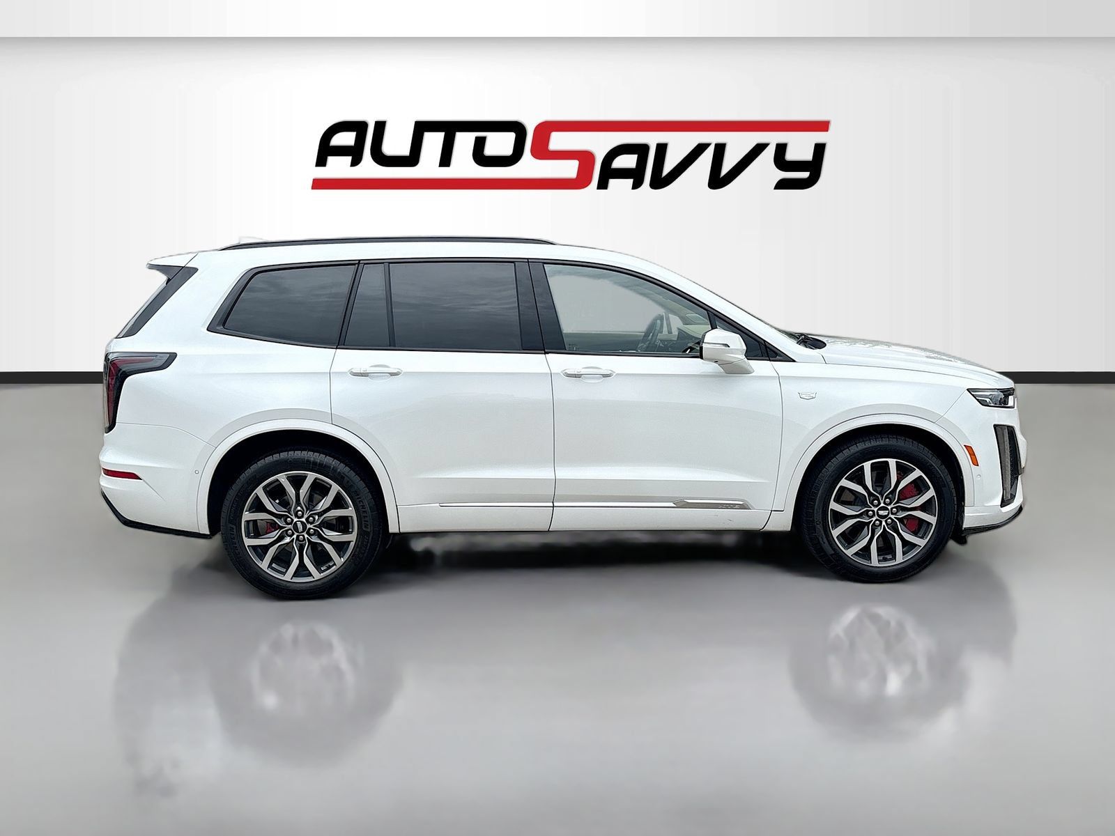 Used 2025 Cadillac XT6 Sport w/ Platinum Package AWD/4WD image 8