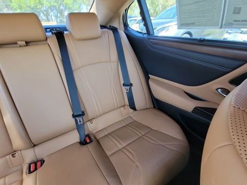 Used 2023 Lexus ES 350 Ultra Luxury w/ Accessory Package (Z1) image 6