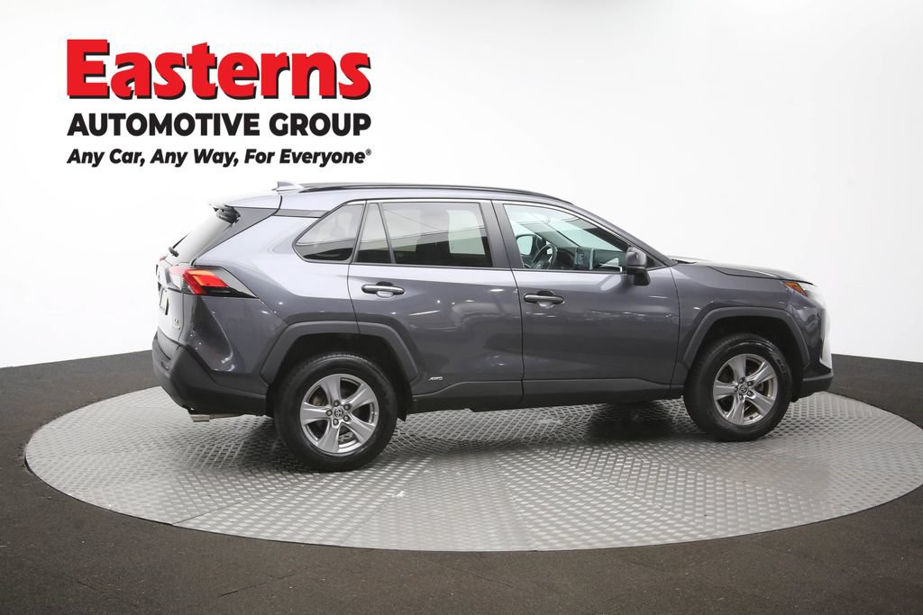 Used 2023 Toyota RAV4 LE AWD/4WD image 43