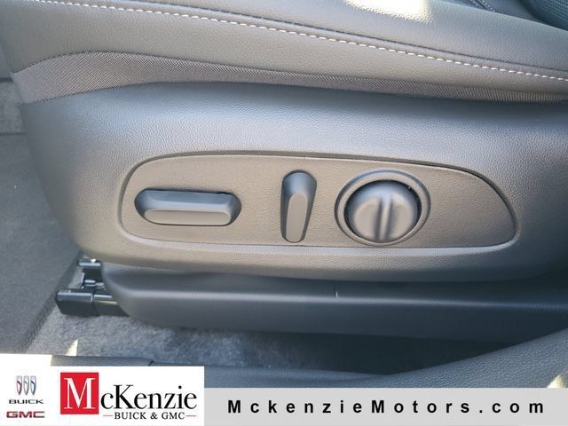 New 2026 Buick Envista Sport Touring w/ Convenience I Package FWD image 8