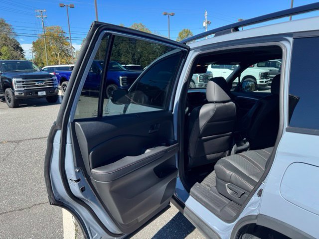 Used 2023 Honda Passport TrailSport image 10