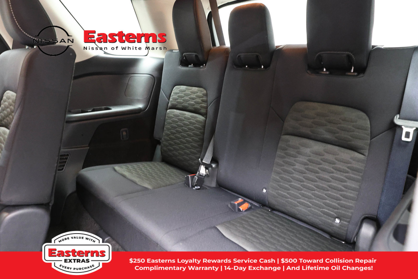 Used 2023 Nissan Pathfinder SV AWD/4WD image 24