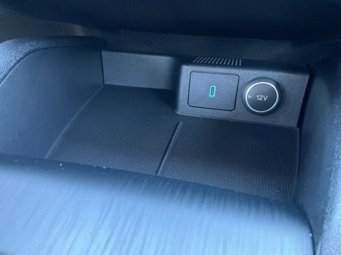 Used 2020 Ford Escape Titanium image 43