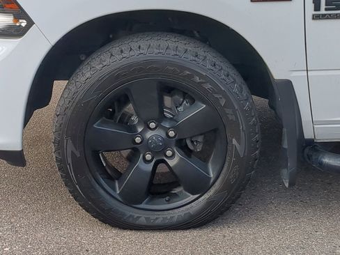 Used 2019 RAM 1500 Express w/ Express Value Package image 19