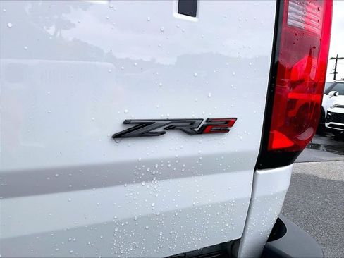 Used 2021 Chevrolet Colorado ZR2 AWD/4WD image 27