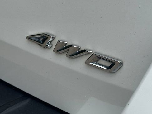 Used 2021 Ford Explorer Platinum w/ Equipment Group 601A AWD/4WD image 8