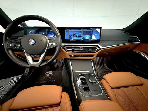 Used 2024 BMW 330i xDrive Sedan w/ Premium Package AWD/4WD image 12