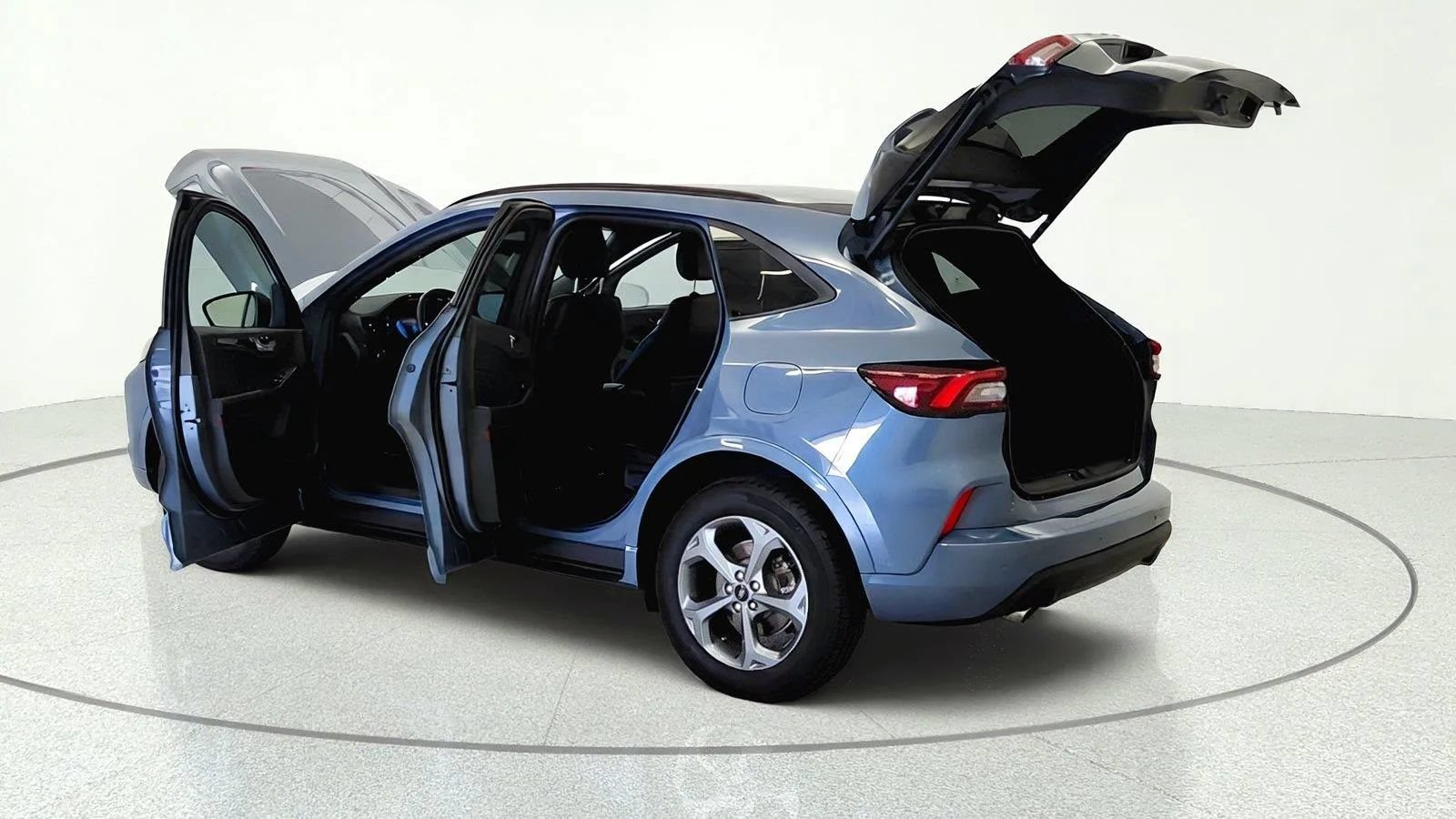Used 2024 Ford Escape ST-Line w/ Tech Pack #1 AWD/4WD image 10