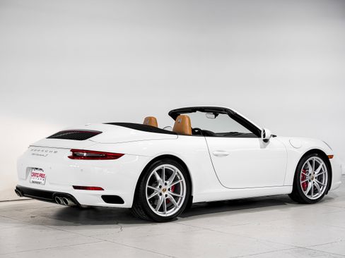 Used 2017 Porsche 911 Carrera S image 3