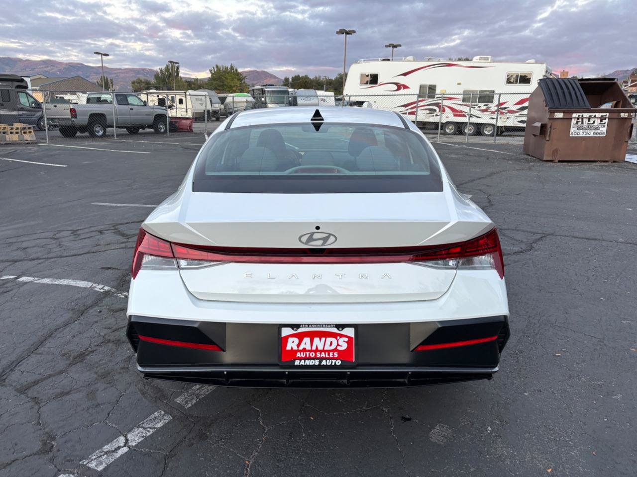 Used 2024 Hyundai Elantra SEL w/ Convenience Package FWD image 7