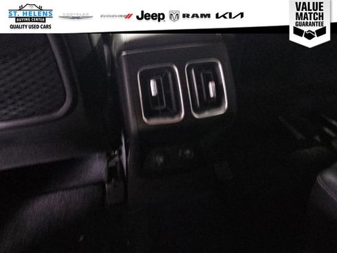 Used 2023 Kia Sorento S w/ Panoramic Sunroof Package AWD/4WD image 37
