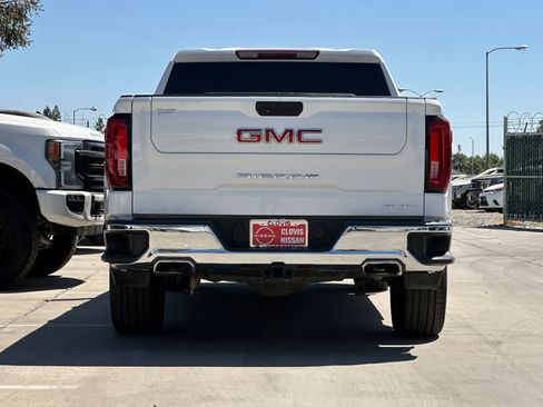 Used 2021 GMC Sierra 1500 SLT AWD/4WD image 8