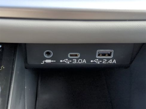 Certified 2025 Subaru Outback Limited w/ Popular Package #2 image 24