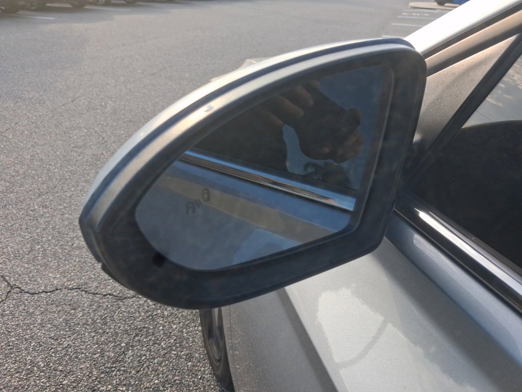Used 2022 Volkswagen Jetta SE FWD image 17