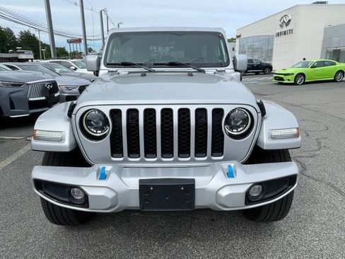 Used 2023 Jeep Wrangler Unlimited Sahara AWD/4WD image 2