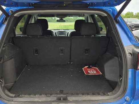 Used 2024 Chevrolet Equinox LT w/ LPO, Floor Liner Package FWD image 5