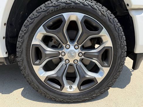 Used 2021 RAM 1500 Limited AWD/4WD image 10