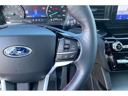 Used 2024 Ford Explorer ST-Line w/ Class IV Trailer Tow Package AWD/4WD image 11