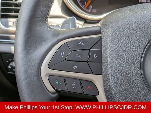 Certified 2017 Jeep Grand Cherokee Limited AWD/4WD image 26