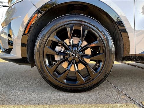 Used 2022 Kia Sorento SX image 8