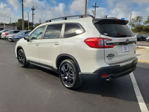 Used 2025 Subaru Ascent Onyx Edition w/ Onyx Package image 4