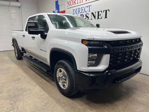 Used 2023 Chevrolet Silverado 2500 W/T AWD/4WD image 2