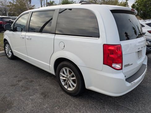 Used 2019 Dodge Grand Caravan SXT image 7