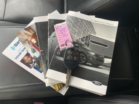 Used 2013 Ford Edge SEL FWD image 49