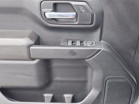 Used 2022 Chevrolet Silverado 1500 Custom RWD image 22