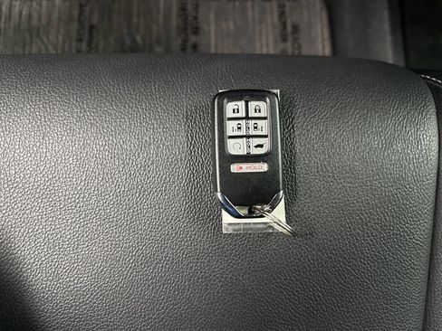 Used 2024 Honda Odyssey Touring image 47