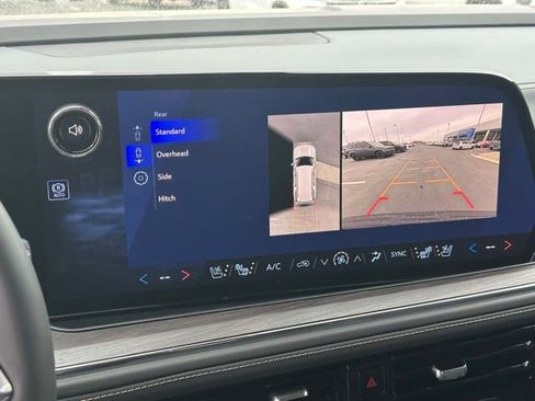 New 2026 Chevrolet Tahoe Premier w/ Sun And Tow Package AWD/4WD image 10