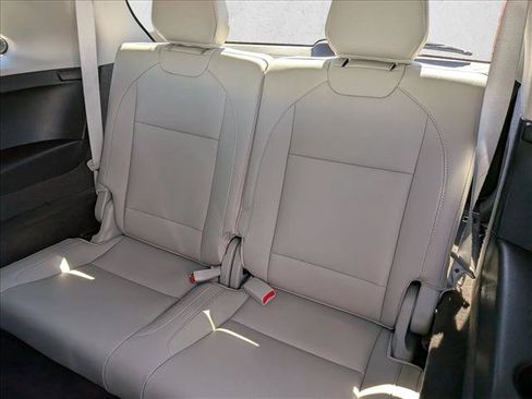 Used 2018 Acura MDX FWD w/ Technology Package image 21