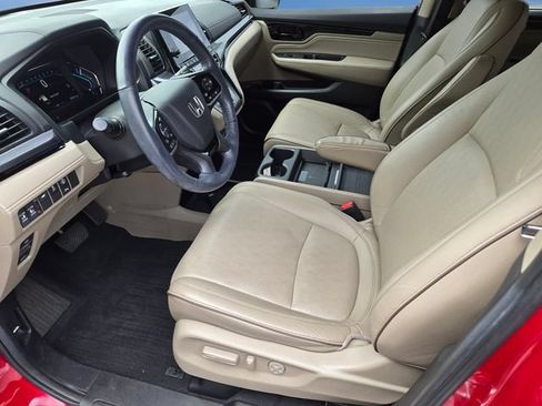 Used 2024 Honda Odyssey Elite image 15