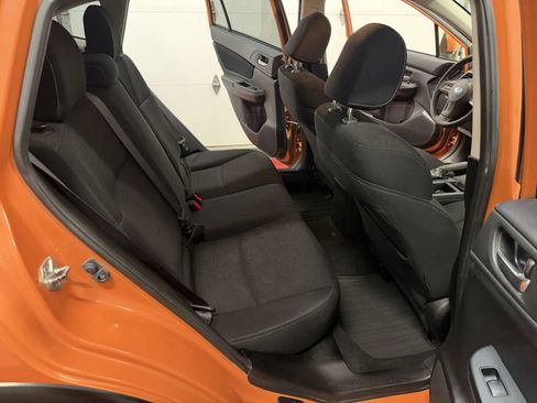 Used 2014 Subaru Crosstrek 2.0i Premium w/ Moonroof Package AWD/4WD image 41