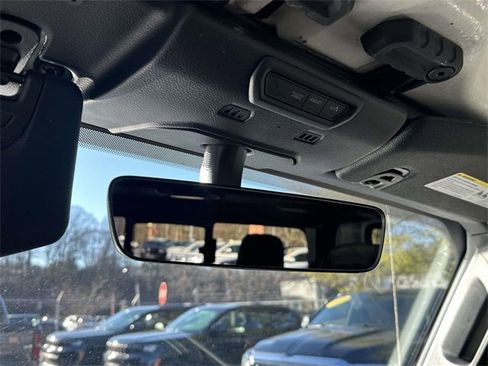 Certified 2022 Jeep Gladiator Overland image 38