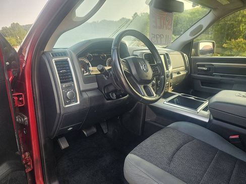 Used 2014 RAM 1500 Classic SLT w/ Luxury Group AWD/4WD image 8