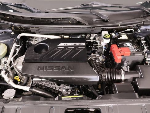 Used 2023 Nissan Rogue S image 18