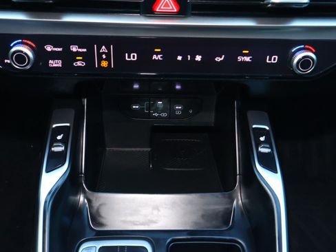 Used 2025 Kia Sorento X-Line EX image 25