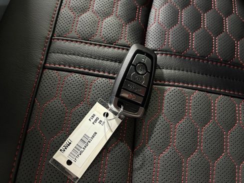 New 2025 Ford F150 Lariat w/ Equipment Group 502A High image 11