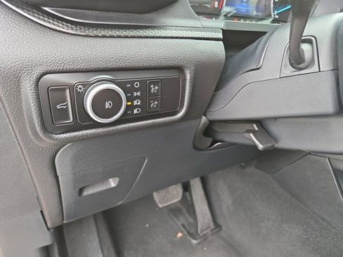 Used 2023 Ford Explorer ST-Line AWD/4WD image 22